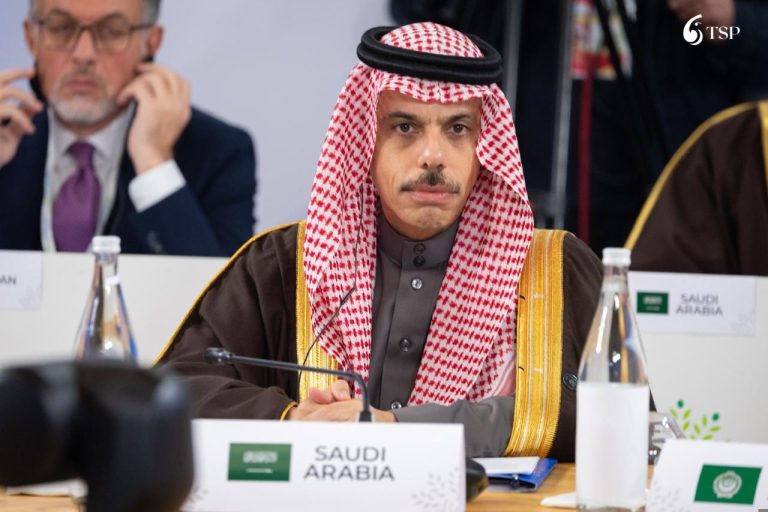 كندا تدعو وزير الخارجية السعودي