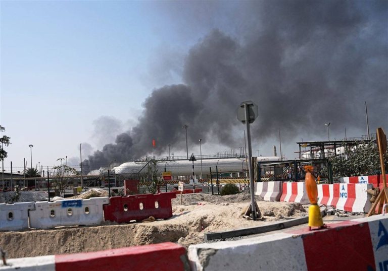 اعتذار الرئيس الإيراني لدول الخليج: هل تفقد طهران السيطرة؟