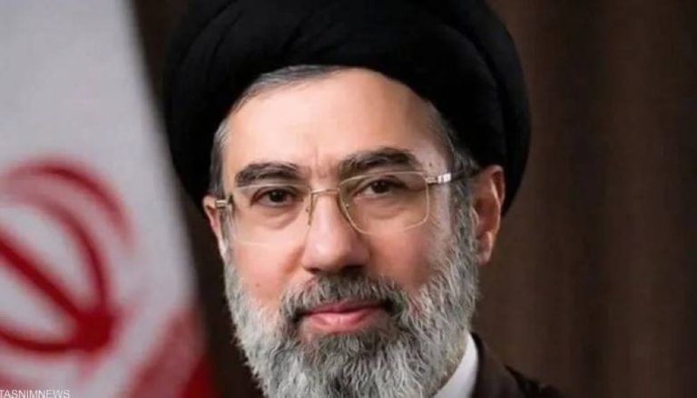 رسمياً: اختيار مجتبى خامنئي مرشداً أعلى لإيران خلفاً لوالده