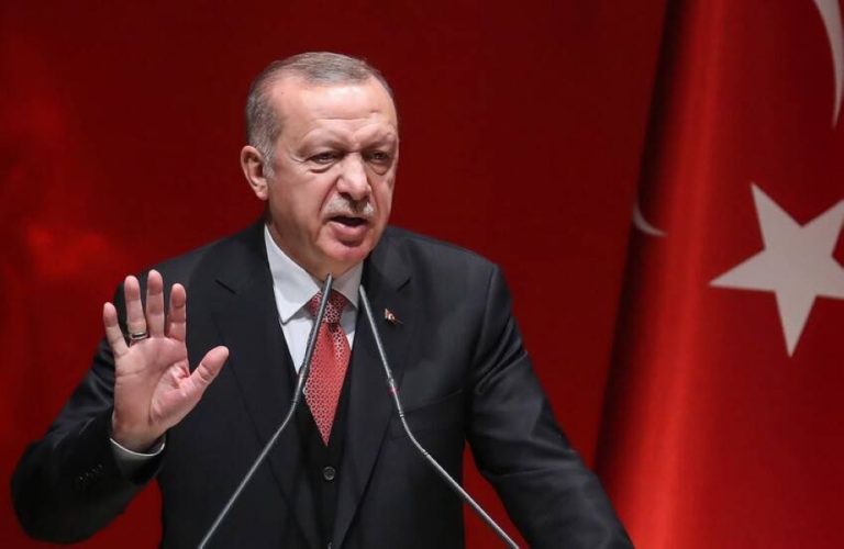 أردوغان يحذر إيران بعد إسقاط صواريخ في المجال الجوي التركي أردوغان يحذر إيران بعد إسقاط صواريخ في المجال الجوي التركي