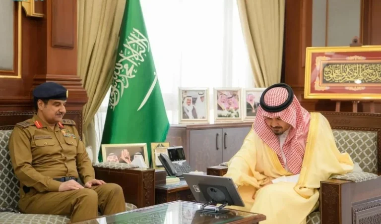 أمير المدينة يدشن اليوم العالمي للدفاع المدني 2026 بشعار مستدام