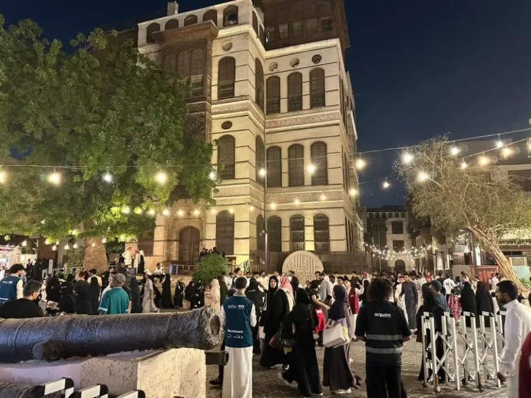 رمضان في تاريخية جدة: أجواء روحانية وتراثية لا مثيل لها رمضان في تاريخية جدة: أجواء روحانية وتراثية لا مثيل لها