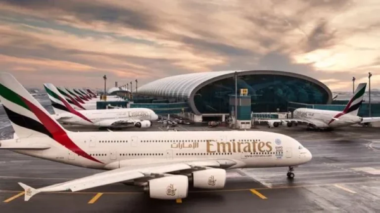 الطيران المدني الإماراتي يفعل خطط الطوارئ لضمان عودة الملاحة