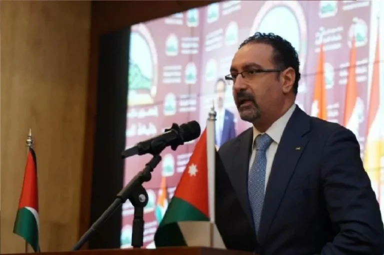 الخارجية الأردنية تحتج لدى إيران على انتهاك سيادتها الجوية الخارجية الأردنية تحتج لدى إيران على انتهاك سيادتها الجوية