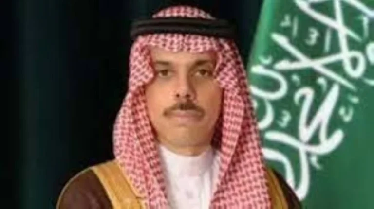وزير الخارجية السعودي يبحث أمن المنطقة مع روسيا ومصر وكندا