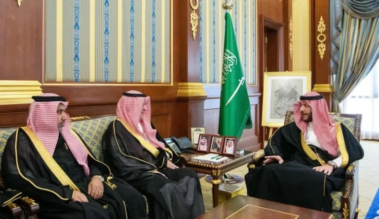 لقاء سعود بن نهار ورئيس غرفة المدينة المنورة لدعم اقتصاد المنطقة