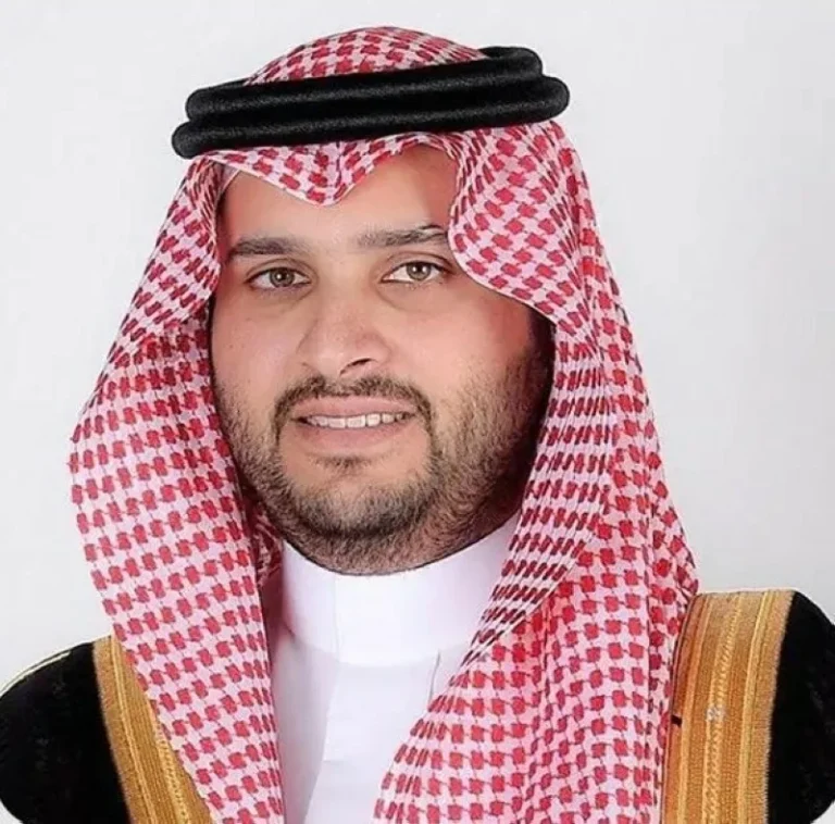 الأمير تركي يرأس اجتماع أمناء مؤسسة الأمير محمد بن فهد للتنمية الإنسانية