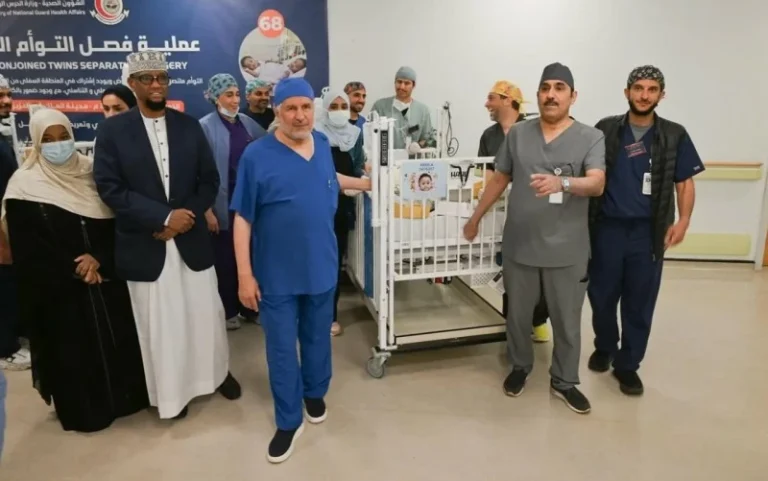 نجاح فصل التوأم الصومالي رحمة ورملا في السعودية - تفاصيل العملية