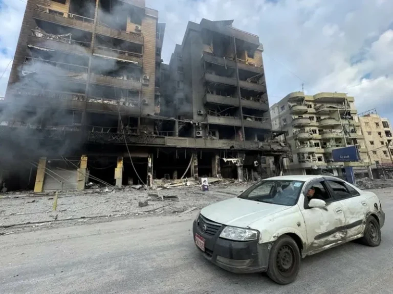 مغادرة إيرانيين من بيروت: تفاصيل إجلاء 117 شخصًا عبر طائرة روسية