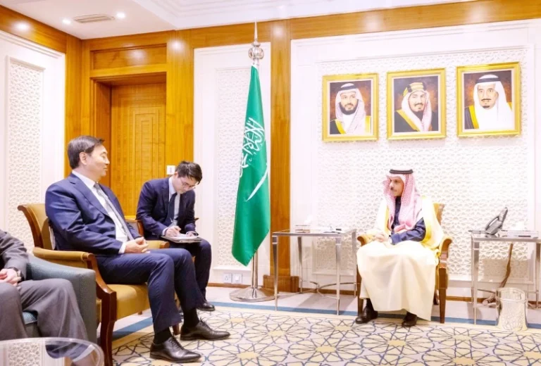 مباحثات سعودية صينية لتعزيز أمن المنطقة | تفاصيل اللقاء