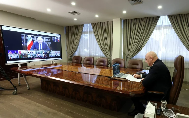 مبادرة لبنانية لوقف الحرب ومفاوضات مباشرة مع إسرائيل