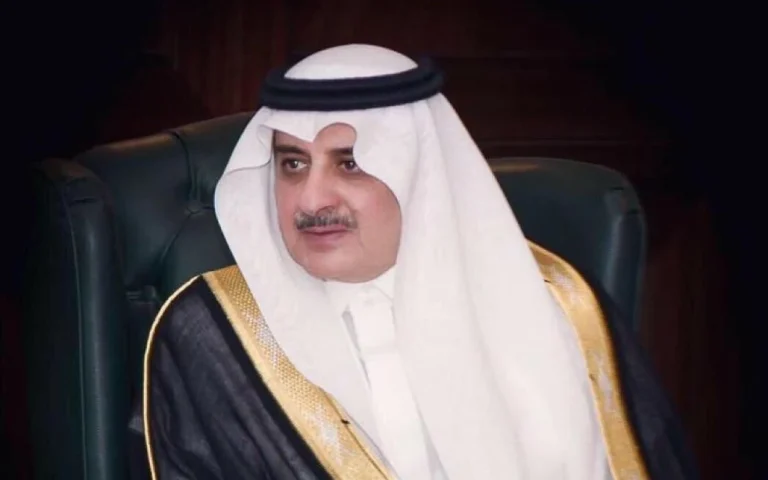 توجيهات أمير تبوك باستمرار العمل خلال إجازة عيد الفطر توجيهات أمير تبوك باستمرار العمل خلال إجازة عيد الفطر