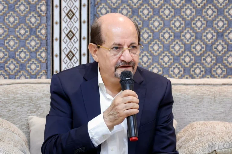 الحكومة اليمنية تعزز الحكم الرشيد والإصلاح الإداري