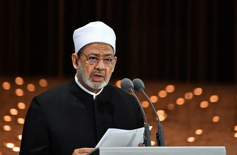 الأزهر يدين الاعتداءات الإيرانية على الخليج بشدة