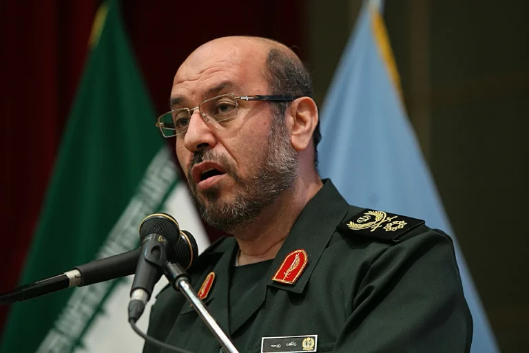 تعيين حسين دهقان رئيساً لمجلس الأمن القومي الإيراني تعيين حسين دهقان رئيساً لمجلس الأمن القومي الإيراني