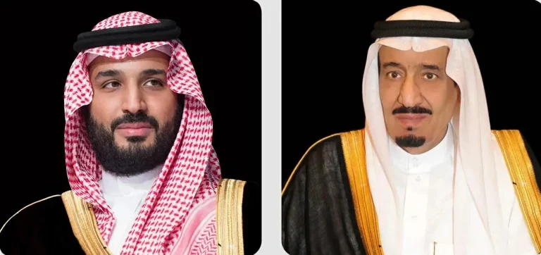 خادم الحرمين وولي العهد يُعزيان رئيس جمهورية كولومبيا في ضحايا حادث تحطم طائرة عسكرية