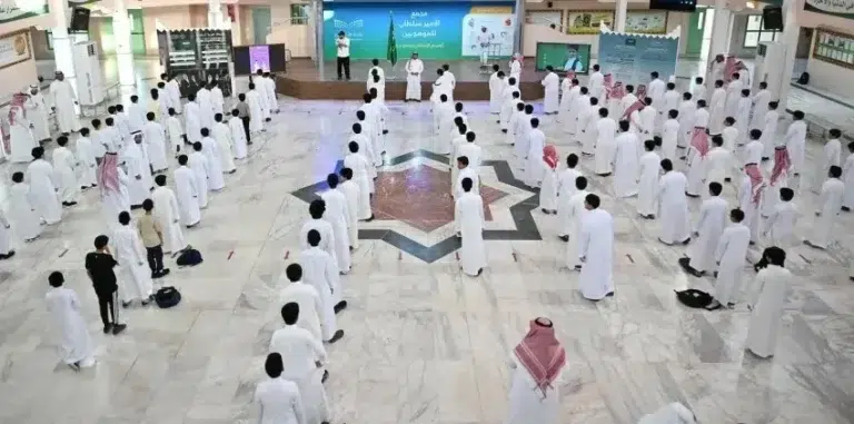 تفاصيل عودة الطلاب للمدارس غداً الأحد وتوقيت الدوام
