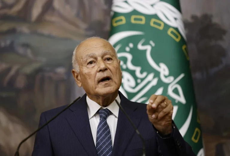 أبو الغيط يدين الاعتداءات الإيرانية على الدول العربية