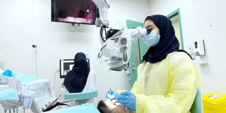 طب الأسنان بجامعة الإمام عبدالرحمن بن فيصل الأول عربياً