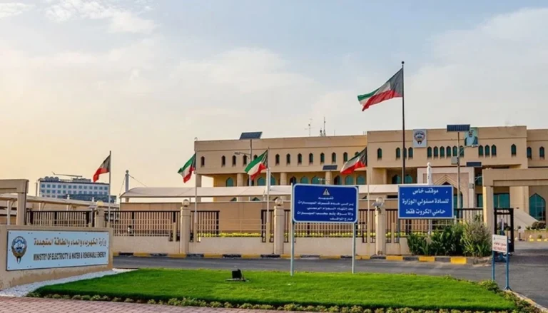هجوم إيراني على محطة كهربائية بالكويت يوقع قتيلاً