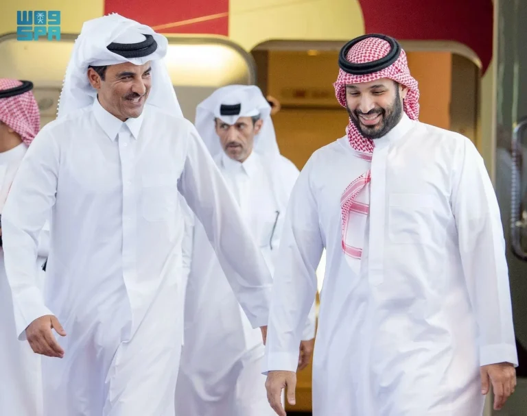 أمير دولة قطر يصل إلى جدة: تفاصيل الزيارة وأهميتها