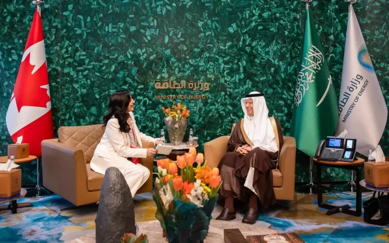 تعزيز التعاون السعودي الكندي في مجال الطاقة بالرياض