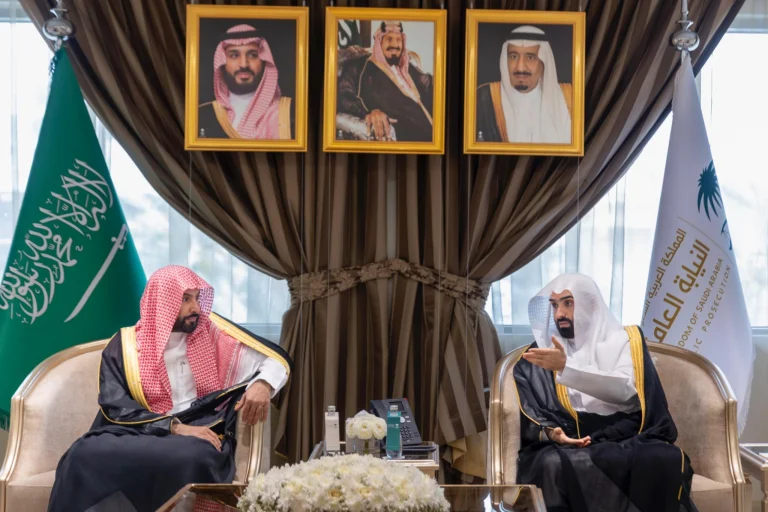 التعاون بين النيابة العامة ووزارة العدل لتعزيز العدالة