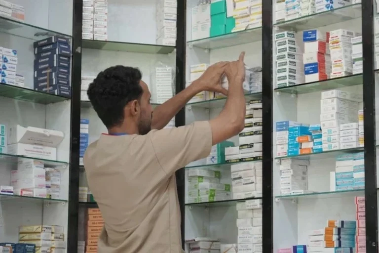 الدعم السعودي ينعش القطاع الصحي في سقطرى | مشاريع حيوية الدعم السعودي ينعش القطاع الصحي في سقطرى | مشاريع حيوية