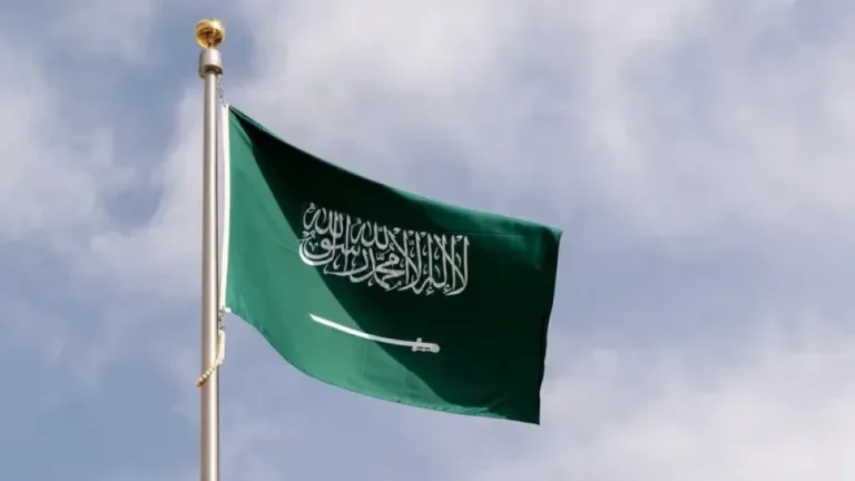 السعودية تدين الاعتداء على سفارة الإمارات في دمشق