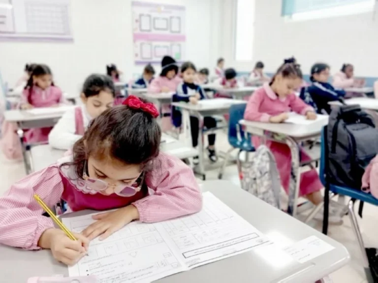 4 عوامل أساسية تضمن نجاح الطلاب في اختبارات نافس