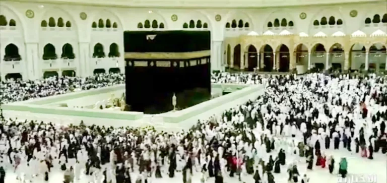 بدء الصيانة الدورية للكعبة المشرفة وموسم عمرة الداخل