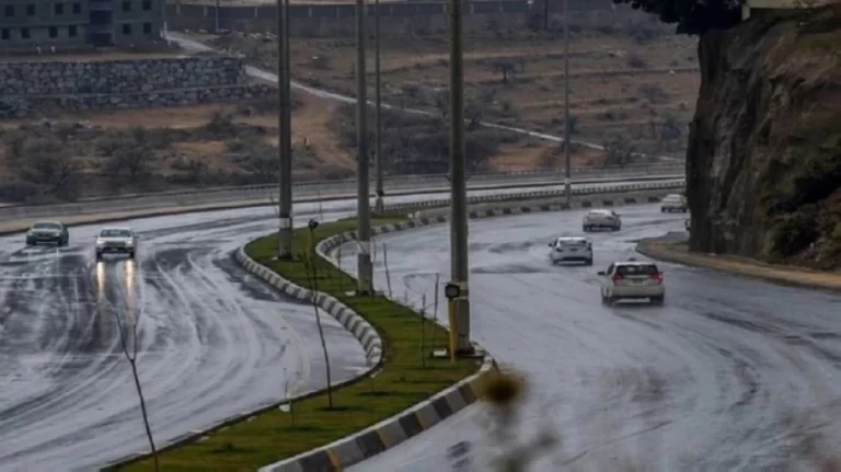 حالة الطقس في السعودية: إنذار أحمر وسيول في نجران وجازان