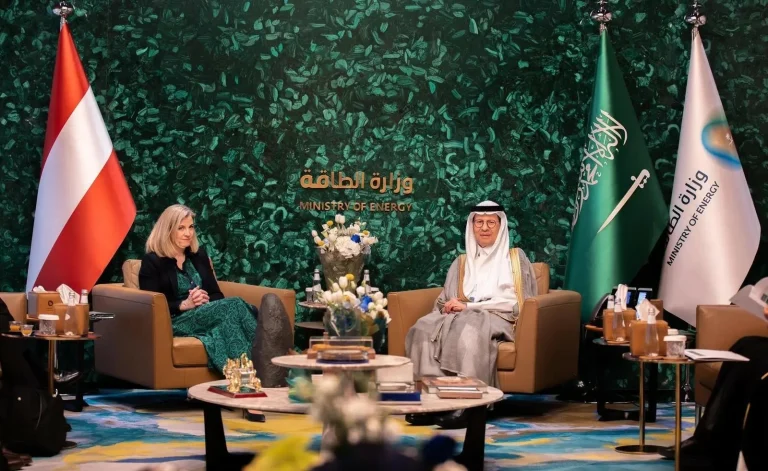 وزير الطاقة السعودي يبحث التعاون مع النمسا وزير الطاقة السعودي يبحث التعاون مع النمسا