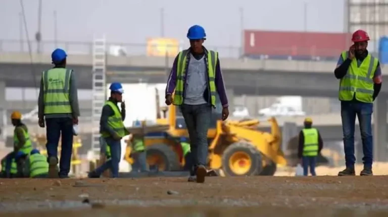 عقد العمل الموثق: حق العامل في التنفيذ لعدم استلام الراتب