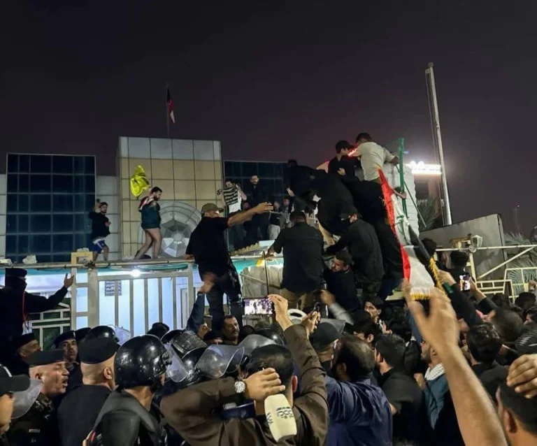 إدانة عربية لواقعة الاعتداء على القنصلية الكويتية في البصرة إدانة عربية لواقعة الاعتداء على القنصلية الكويتية في البصرة