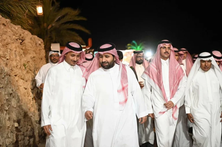تفاصيل زيارة أمير جازان إلى معرض الحريد واللؤلؤ بفرسان تفاصيل زيارة أمير جازان إلى معرض الحريد واللؤلؤ بفرسان