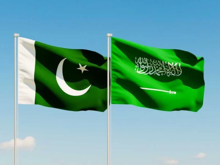 وصول قوة عسكرية باكستانية للسعودية ضمن اتفاقية الدفاع