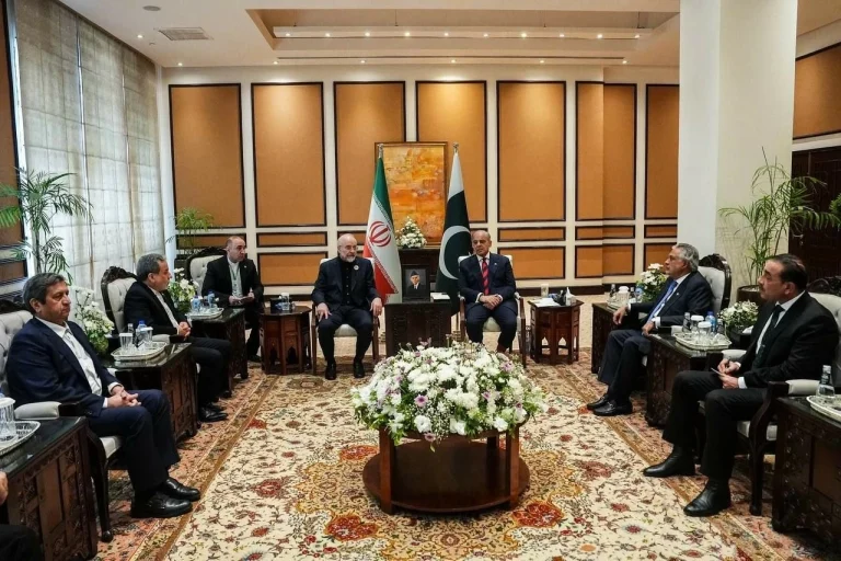 تطورات مفاوضات واشنطن وطهران: أمريكا ترفض شروط إيران