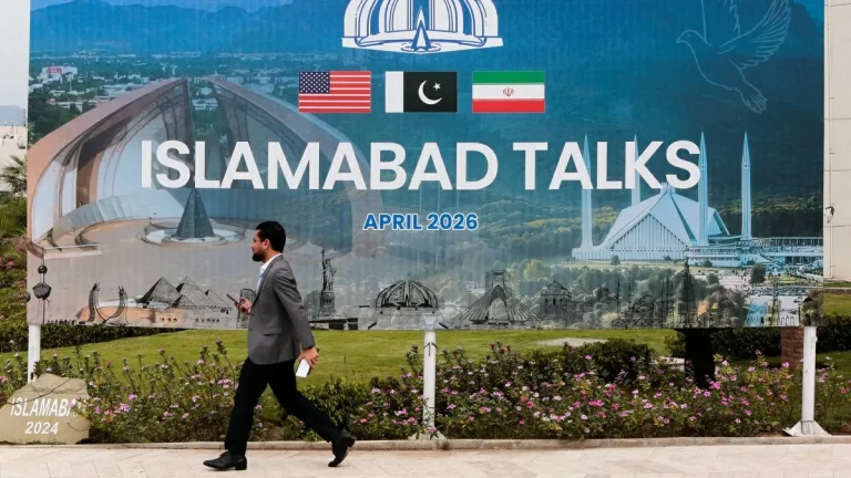 مفاوضات أمريكا وإيران: جولة ثالثة وخلافات حول مضيق هرمز