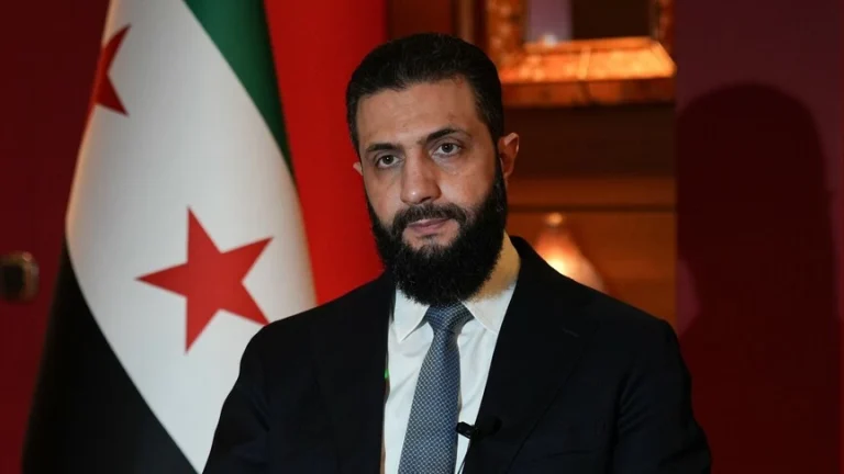 أحمد الشرع: المفاوضات مع إسرائيل لم تصل لطريق مسدود أحمد الشرع: المفاوضات مع إسرائيل لم تصل لطريق مسدود