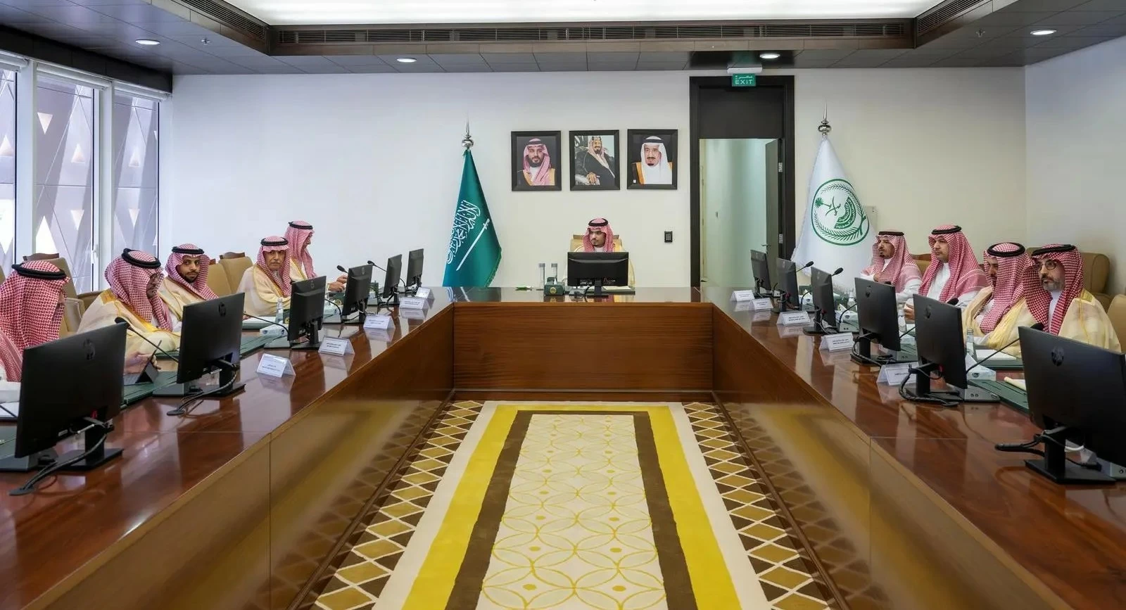 الأمير راكان بن سلمان يستقبل الرئيس التنفيذي للهيئة الملكية لمدينة الرياض
