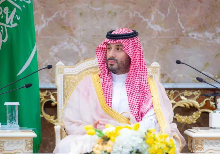 ولي العهد يؤكد على شرف العناية بالحرمين الشريفين وخدمة الحجاج