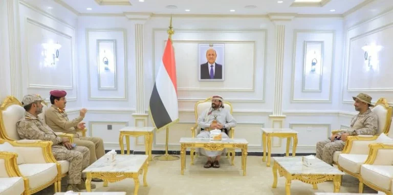 العرادة: رفع الجاهزية القتالية ضرورة حتمية لمواجهة الحوثي