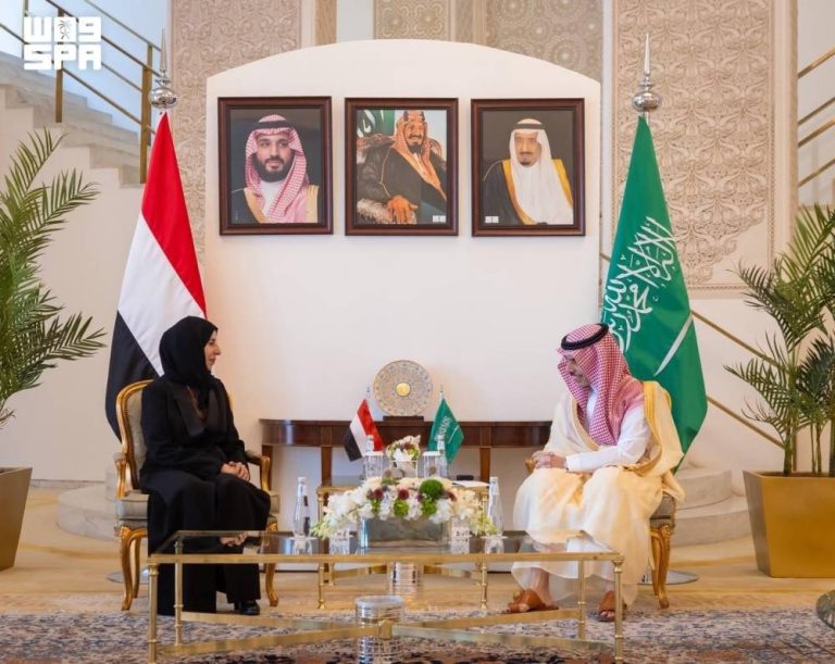 فيصل بن فرحان يؤكد موقف المملكة الثابت في دعم أمن اليمن فيصل بن فرحان يؤكد موقف المملكة الثابت في دعم أمن اليمن