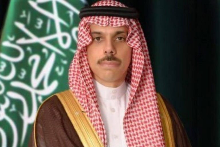 فيصل بن فرحان يبحث خفض التوترات الإقليمية مع قطر وتركيا فيصل بن فرحان يبحث خفض التوترات الإقليمية مع قطر وتركيا