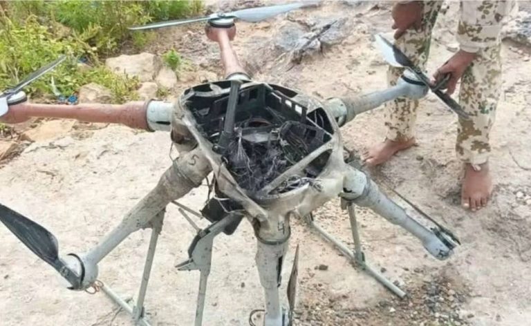 الجيش اليمني يسقط مسيرة حوثية في تعز وسط تصعيد بحري