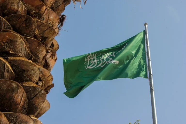 غبار وأمطار رعدية.. تفاصيل حالة الطقس في السعودية اليوم غبار وأمطار رعدية.. تفاصيل حالة الطقس في السعودية اليوم
