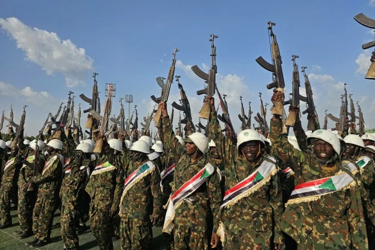 الجيش السوداني يقصف مواقع الدعم السريع في النيل الأزرق