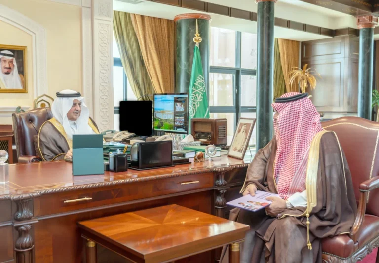أمير تبوك يطّلع على استعدادات العام الدراسي الجديد أمير تبوك يطّلع على استعدادات العام الدراسي الجديد