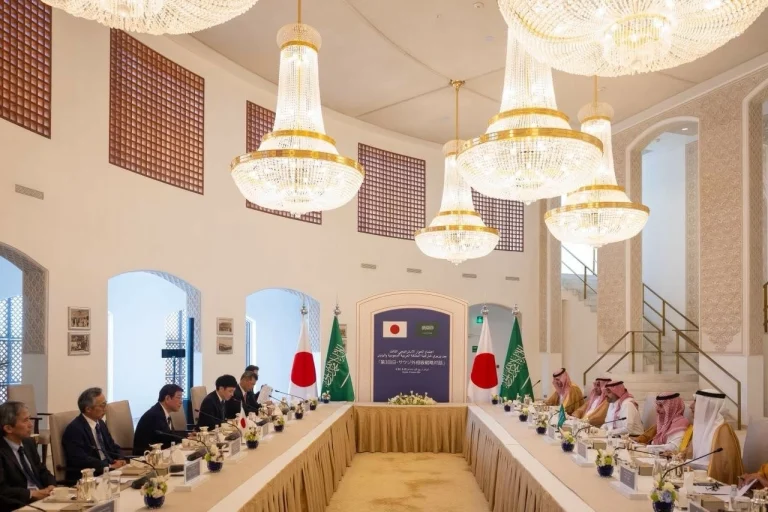 نتائج اجتماع الحوار الإستراتيجي بين السعودية واليابان بالرياض نتائج اجتماع الحوار الإستراتيجي بين السعودية واليابان بالرياض